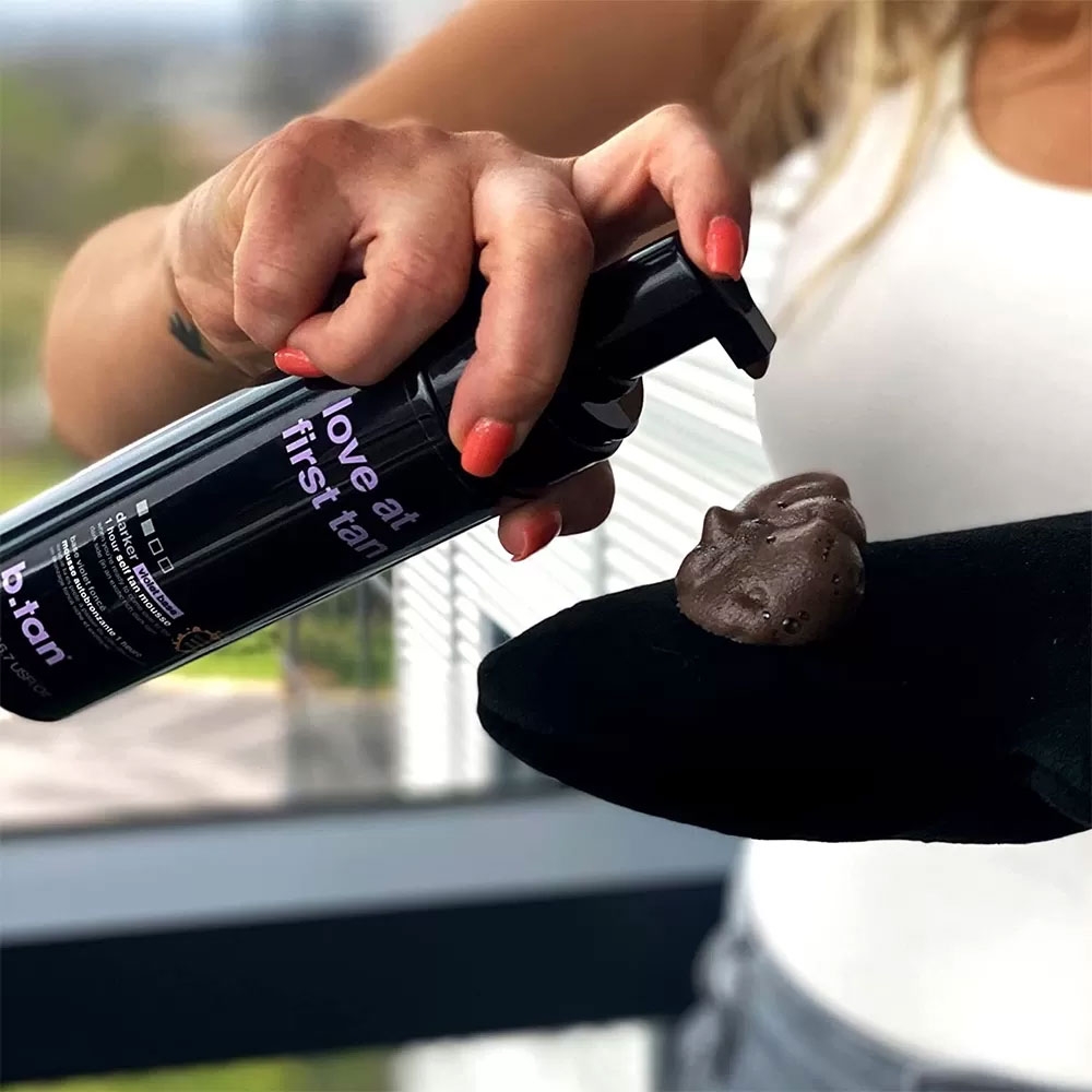 application autobronzant Love at first tan application autobronzant Love at first tan