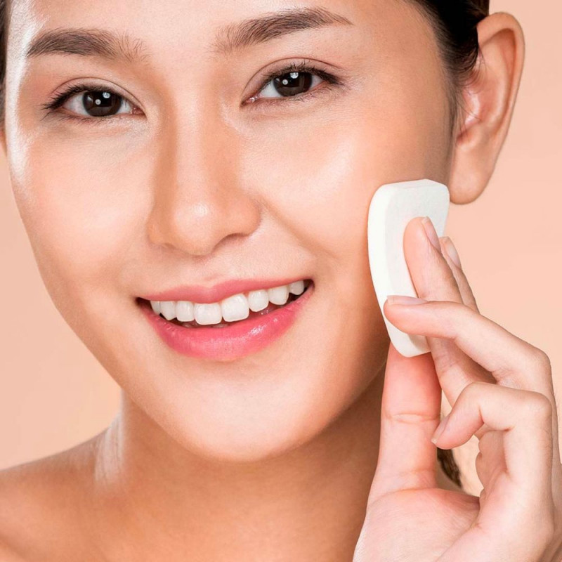 Application lotion micellaire or 24K