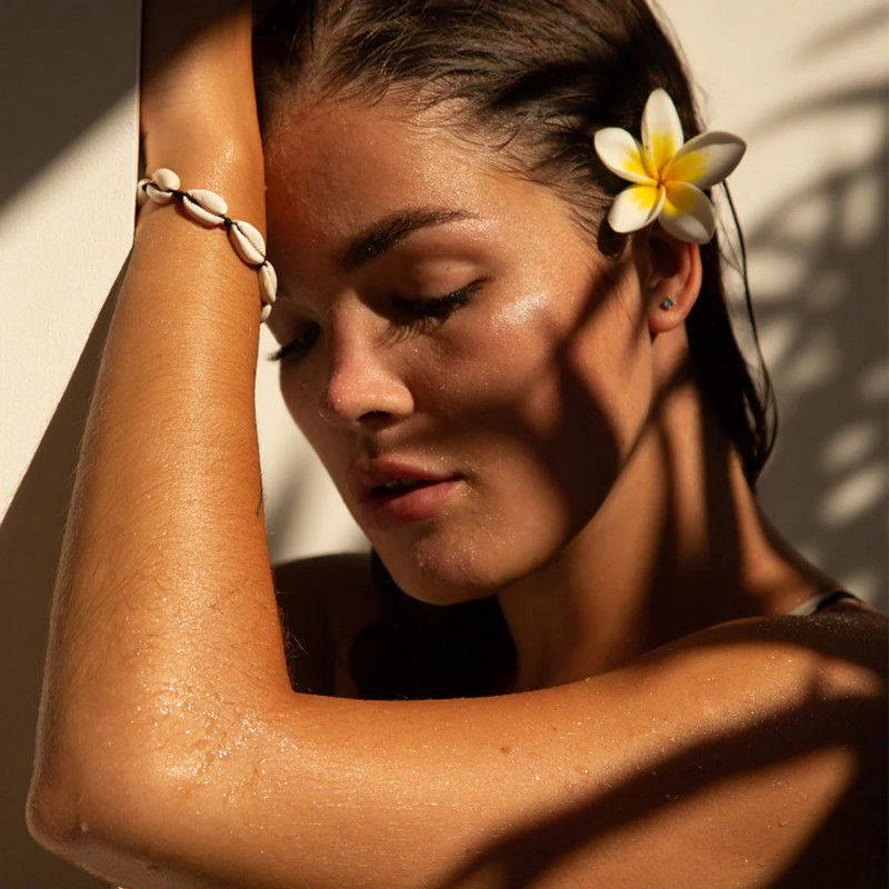 Découvrez l'Huile sèche de bronzage monoi JYLOR Beauty