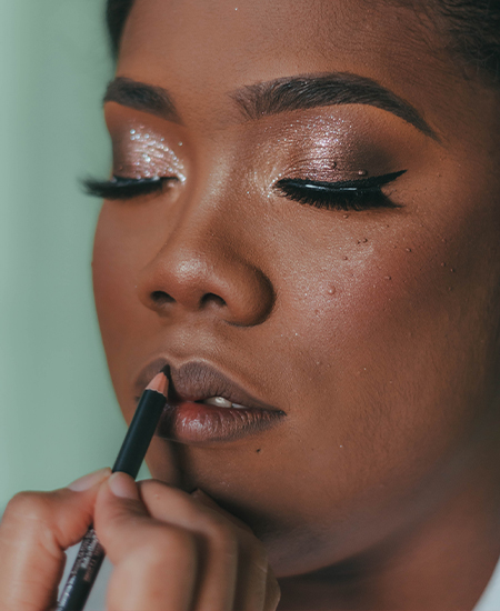 Maquillage contours des lèvres - Crayons à lèvres