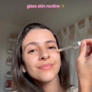 Instagram SAGA Cosmetics | Glass Skin