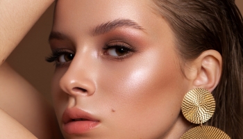 Comment choisir et appliquer son highlighter ?